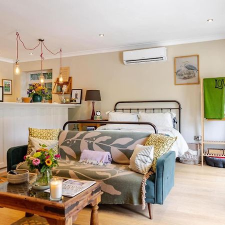 Granby Estate The Old Pool House Apartment Bradford-On-Avon Екстериор снимка