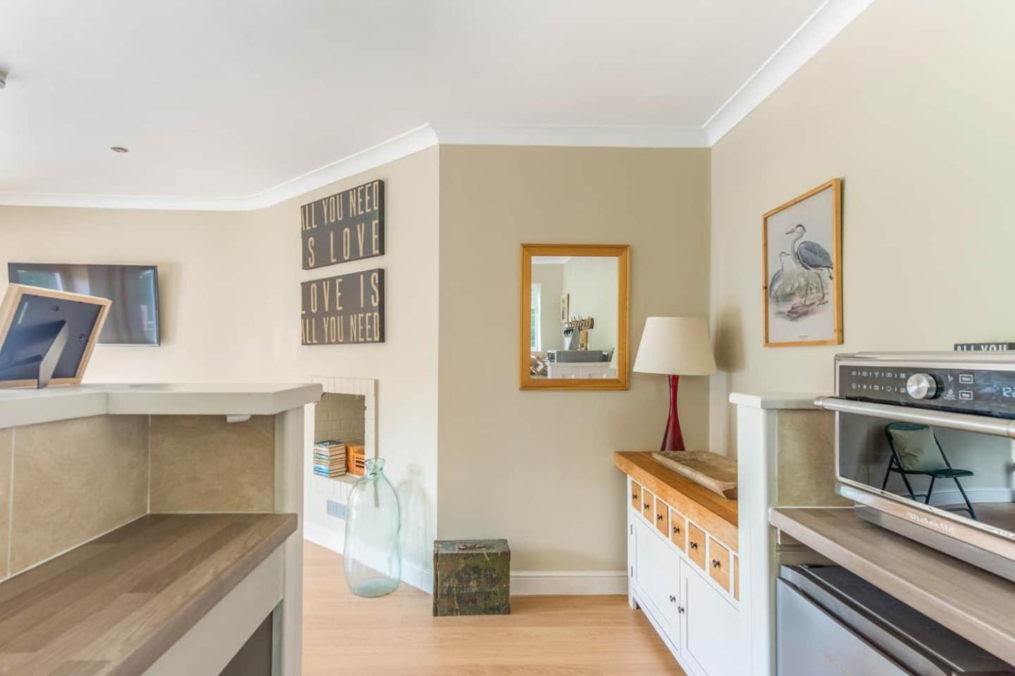 Granby Estate The Old Pool House Apartment Bradford-On-Avon Екстериор снимка